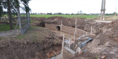 Construcción de nueva alcantarilla