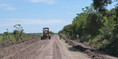 Importantes trabajos en caminos rurales