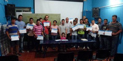 Finalizaron los Cursos de Electricidad y de Plomería