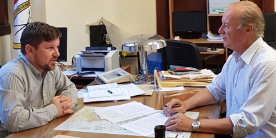 El Intendente Amado Zorzón firmó la  adhesión al Programa Iluminá tu Provincia