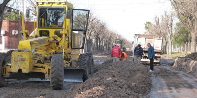 Se inició la construcción de 2 nuevas cuadras sobre calle Rivadavia