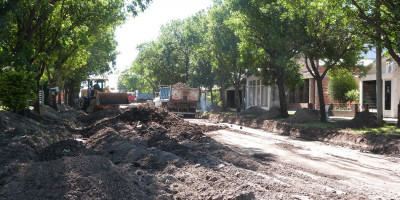 Avanza una nueva cuadra de Pavimento